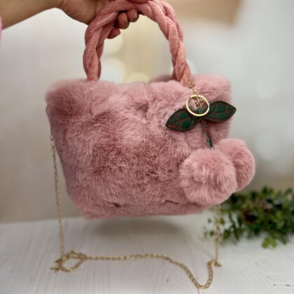 Сумочка Вишеньки хутряна (кольори в асортименті)