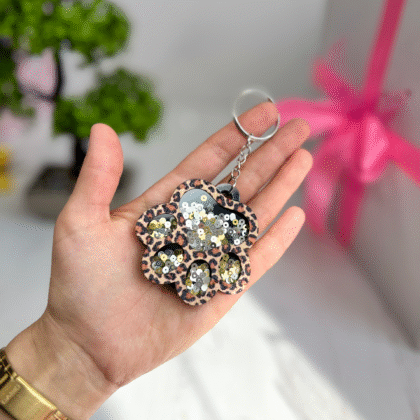 Брелок-шейкер Лео Лапка ручної роботи