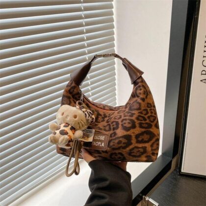 Сумочка Лео Кітті