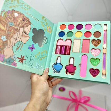 Палетка для макіяжу Дівчинка